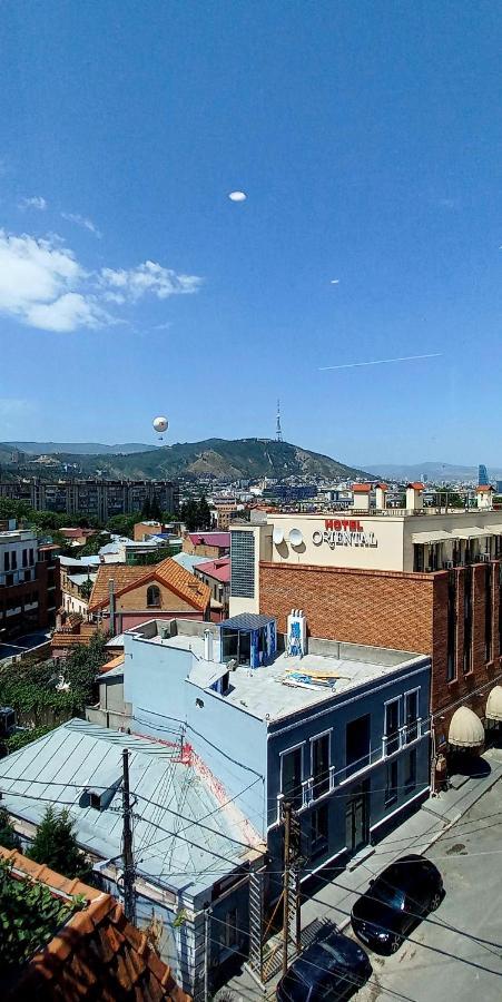 Irmeni Hotel Tbilisi Buitenkant foto