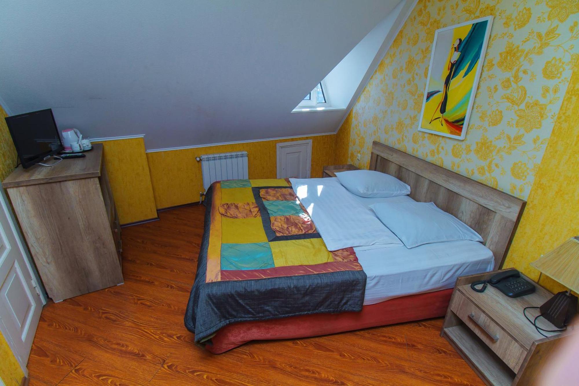 Irmeni Hotel Tbilisi Buitenkant foto