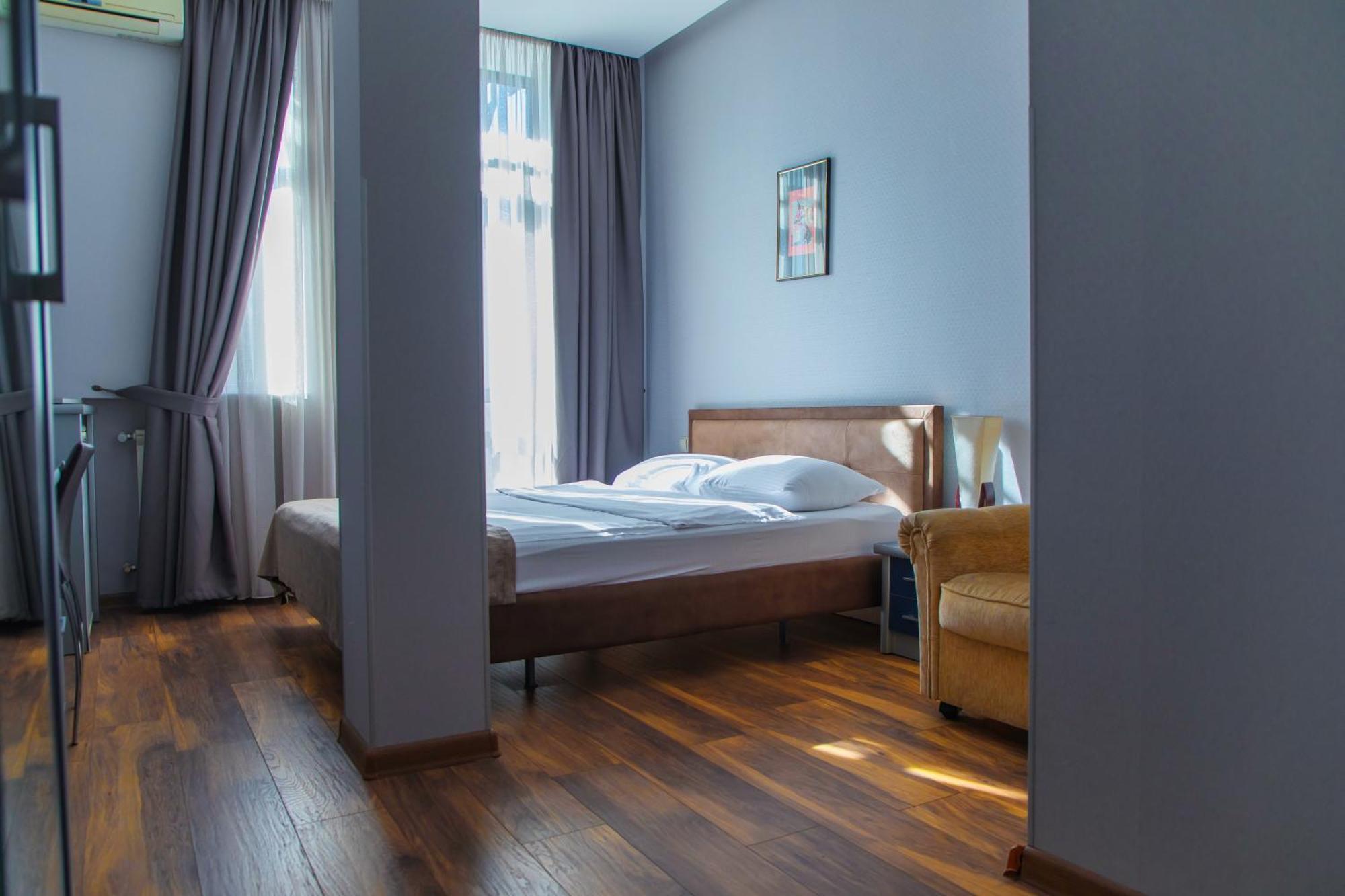 Irmeni Hotel Tbilisi Buitenkant foto