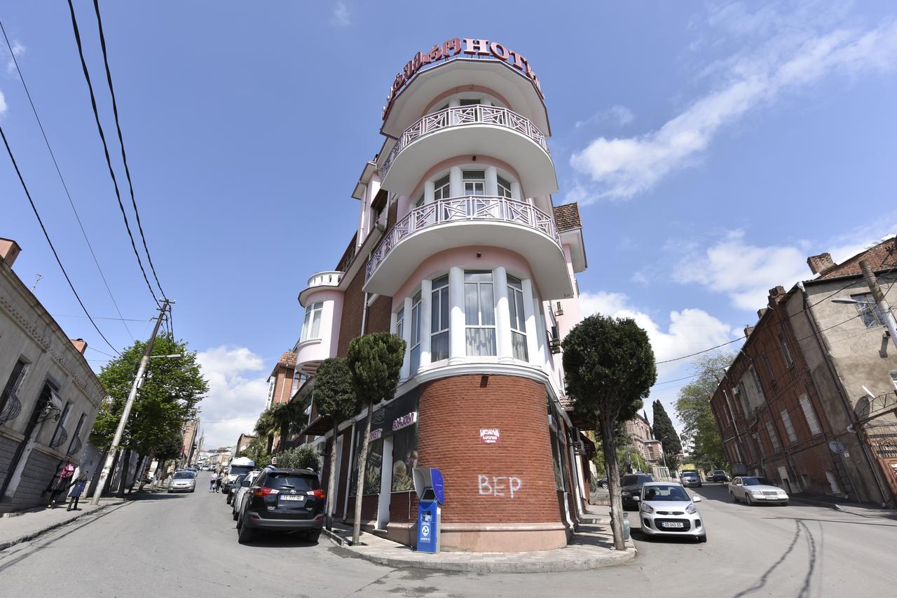 Irmeni Hotel Tbilisi Buitenkant foto